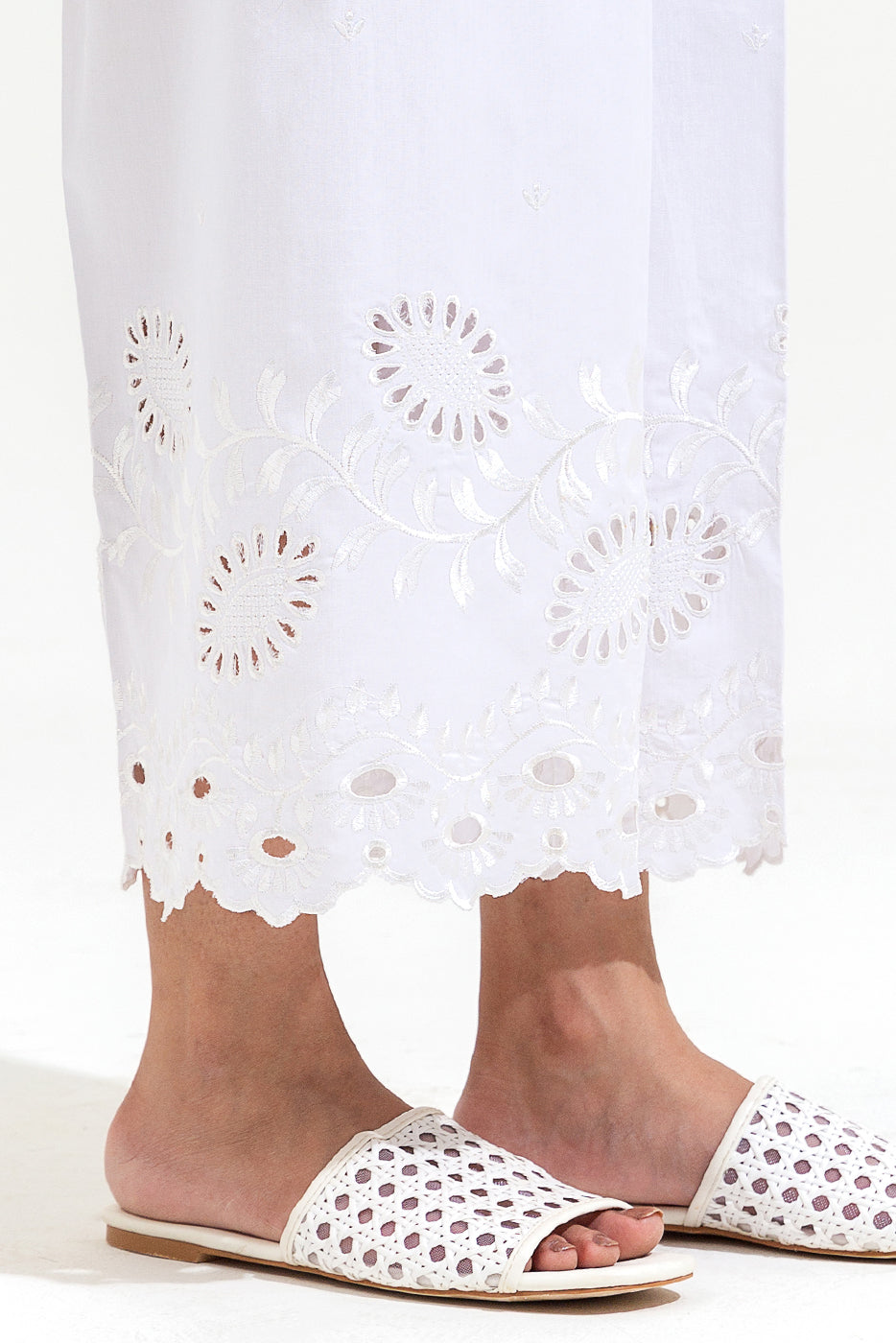 Embroidered Culotte Pants