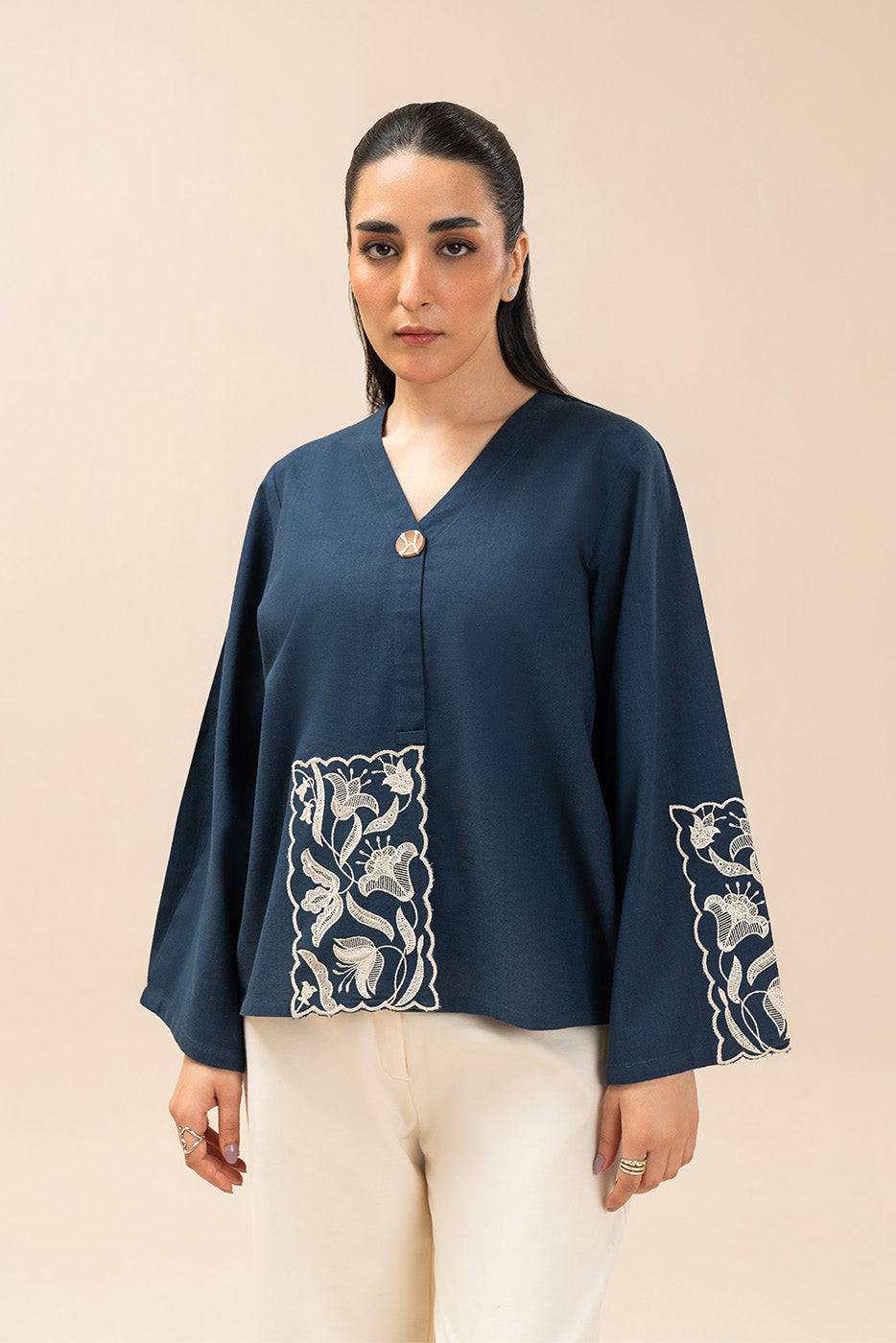 https://cdn.shopify.com/s/files/1/0488/9201/8848/files/BT1250003AB4131_1.jpg?v=1778665631