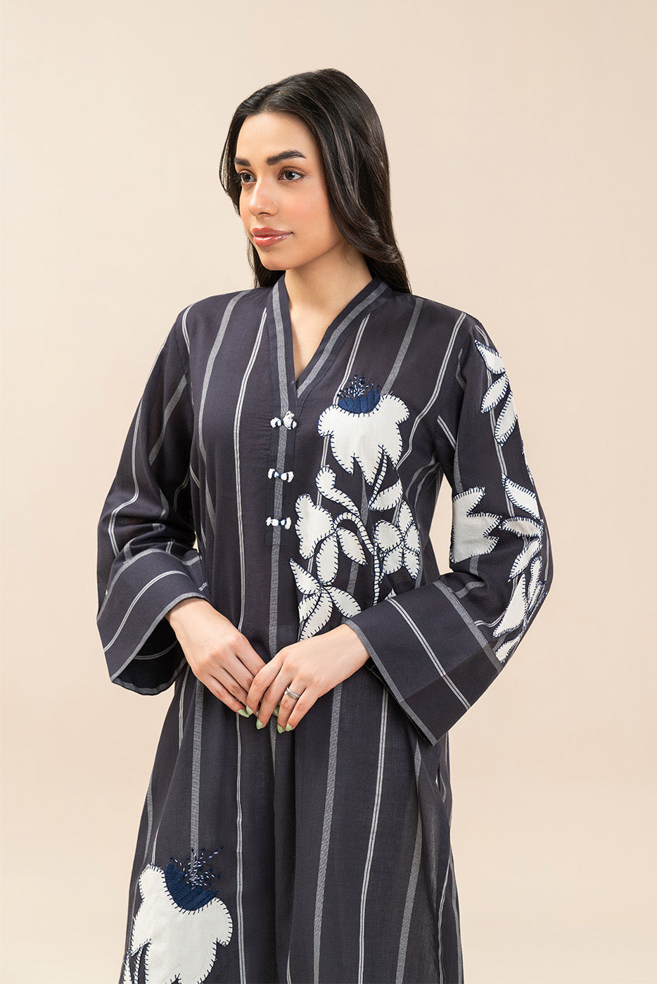 https://cdn.shopify.com/s/files/1/0488/9201/8848/files/BT1250005PR0258_1.jpg?v=1780642383