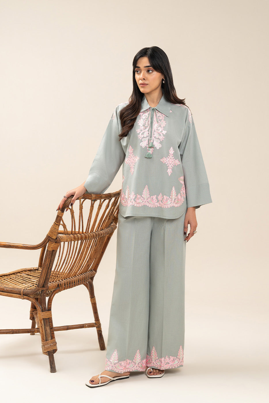 https://cdn.shopify.com/s/files/1/0488/9201/8848/files/BT1260001FU1004_1_80dd7059-2c36-432d-bcaf-4a45caffd42c.jpg?v=1772619440
