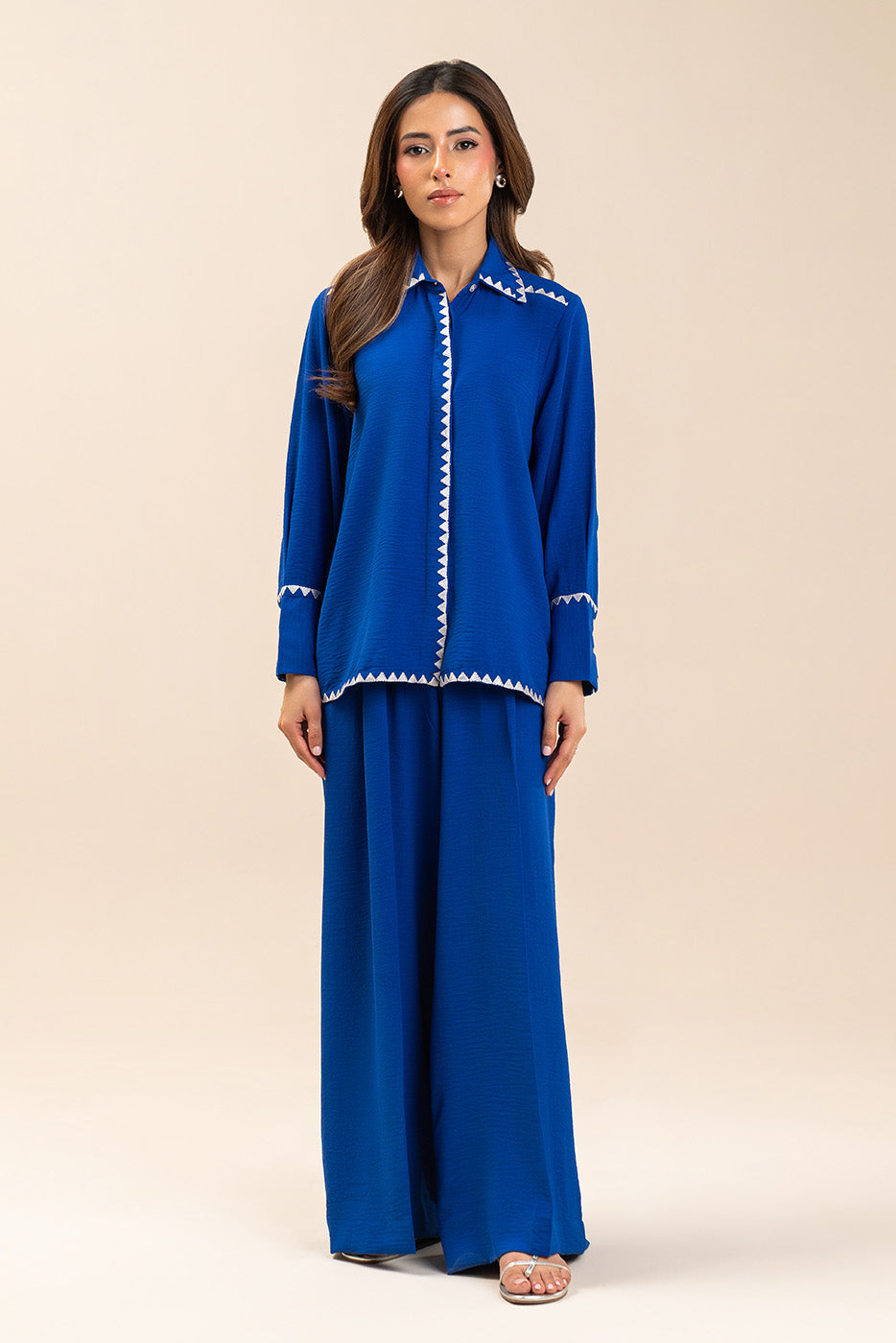 https://cdn.shopify.com/s/files/1/0488/9201/8848/files/BT1260001FU4019.jpg?v=1781272371