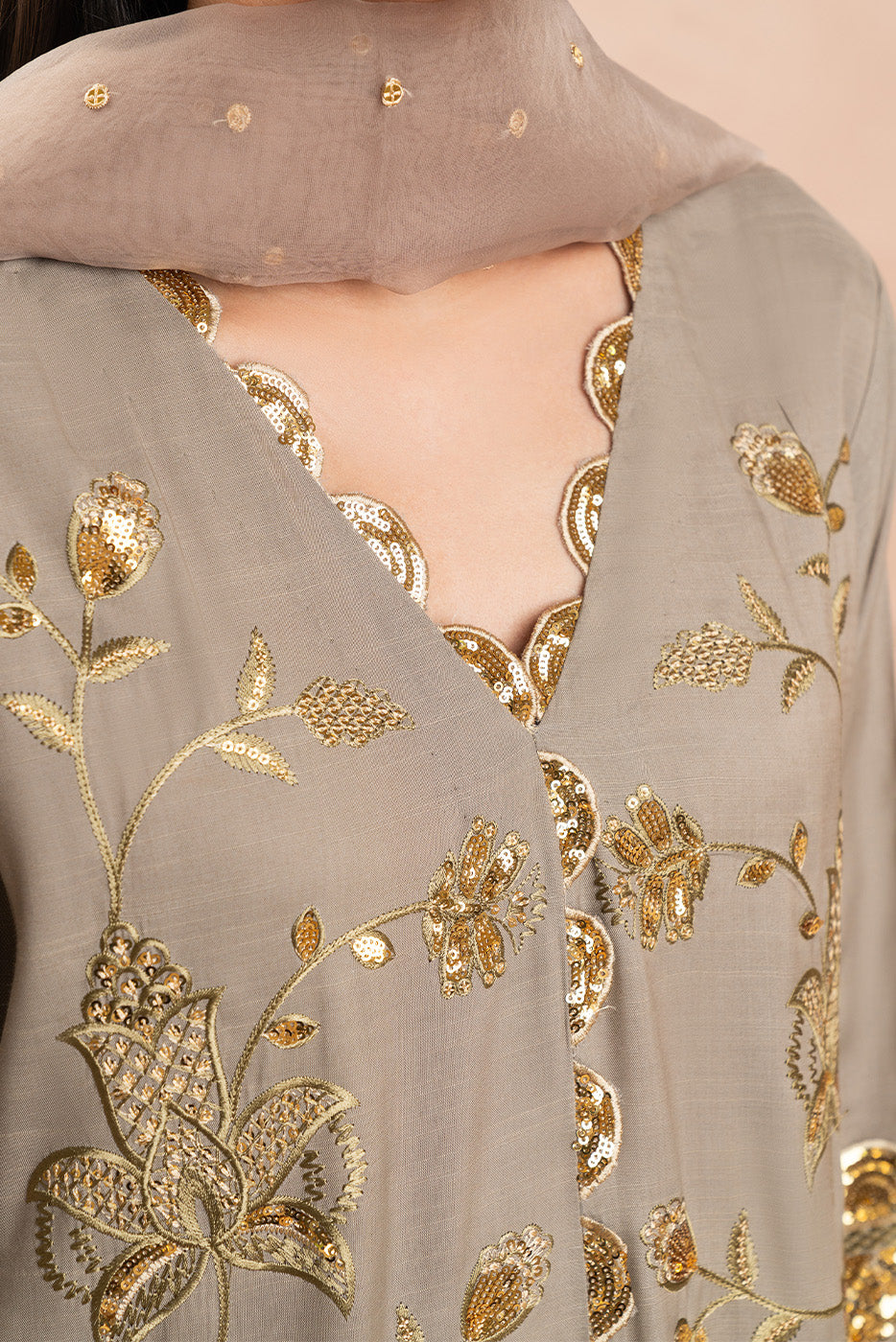 2 PIECE EMBROIDERED RAW SILK SUIT (LUXURY PRET)
