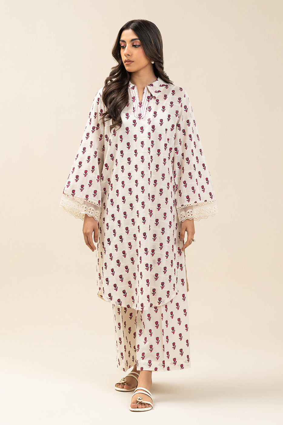 2 PIECE EMBROIDERED DORIA SUIT (PRET)
