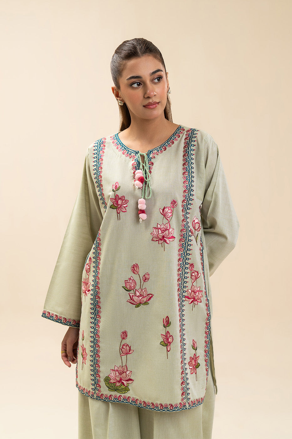 https://cdn.shopify.com/s/files/1/0488/9201/8848/files/BT1260002FU1009_1_595cbc26-1c44-44a2-922b-20f3cc8743ba.jpg?v=1776935218