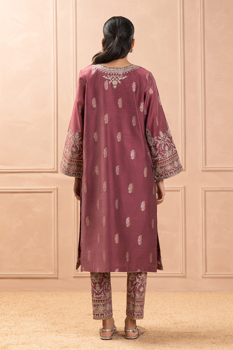 2 PIECE EMBROIDERED ZARI JACQUARD SUIT (LUXURY PRET)