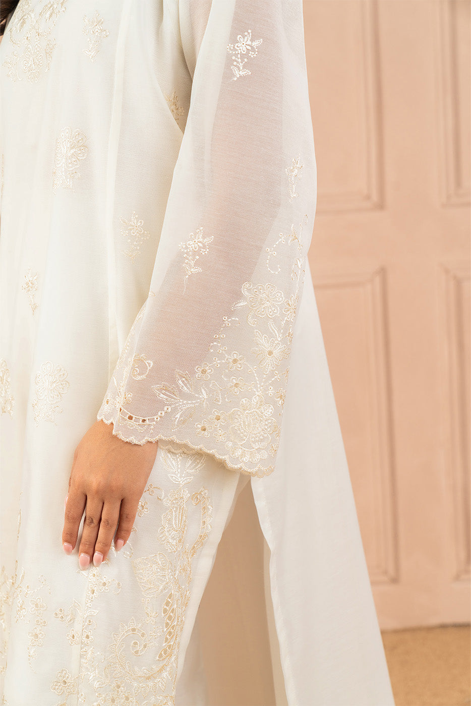 2 PIECE EMBROIDERED PAPER COTTON SUIT (LUXURY PRET)