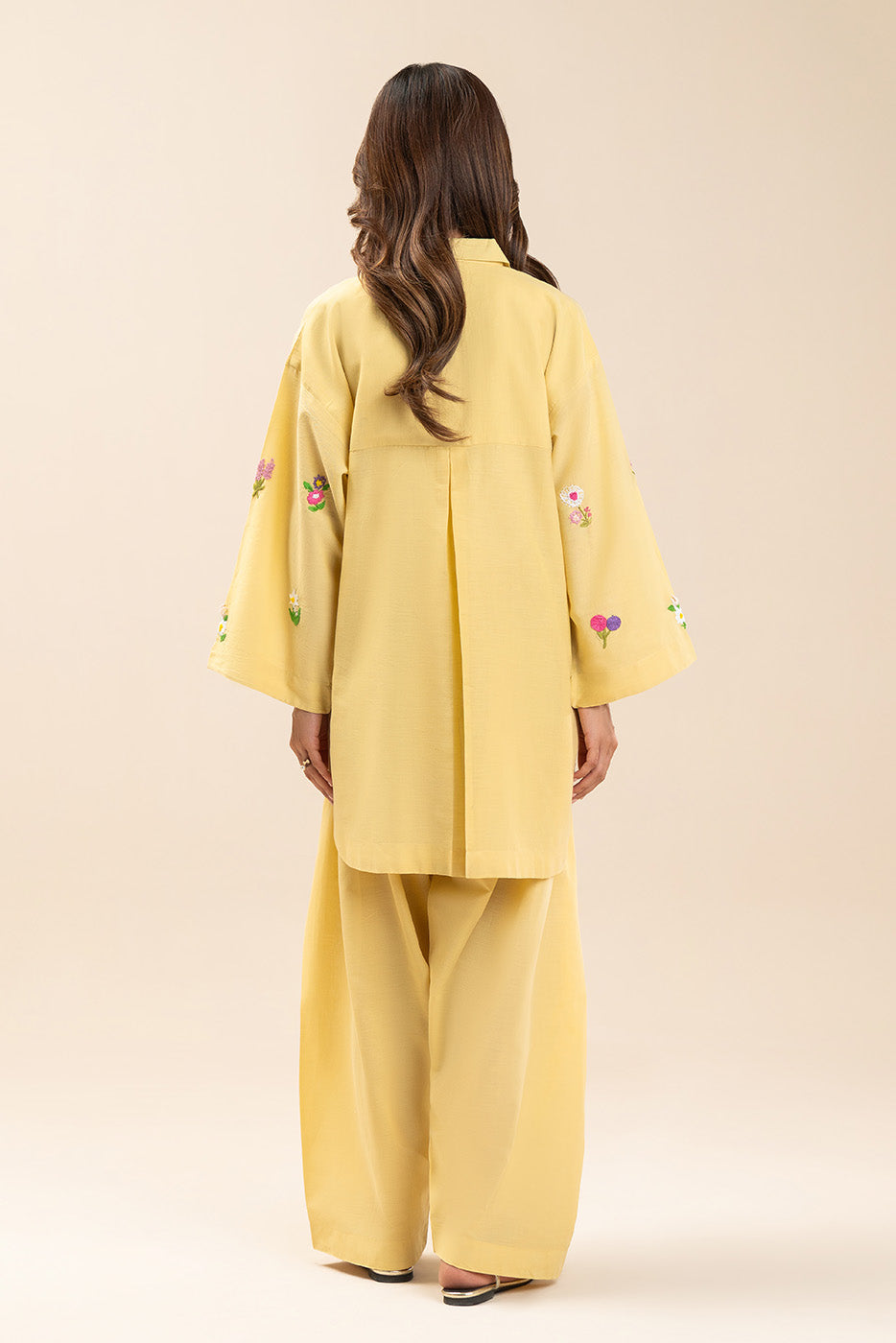 https://cdn.shopify.com/s/files/1/0488/9201/8848/files/BT1260002PR0081_3.jpg?v=1781696329