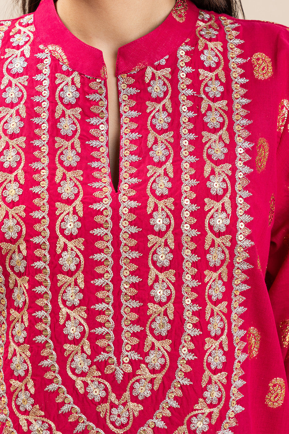 2 PIECE EMBROIDERED LUREX JACQUARD SUIT (PRET)