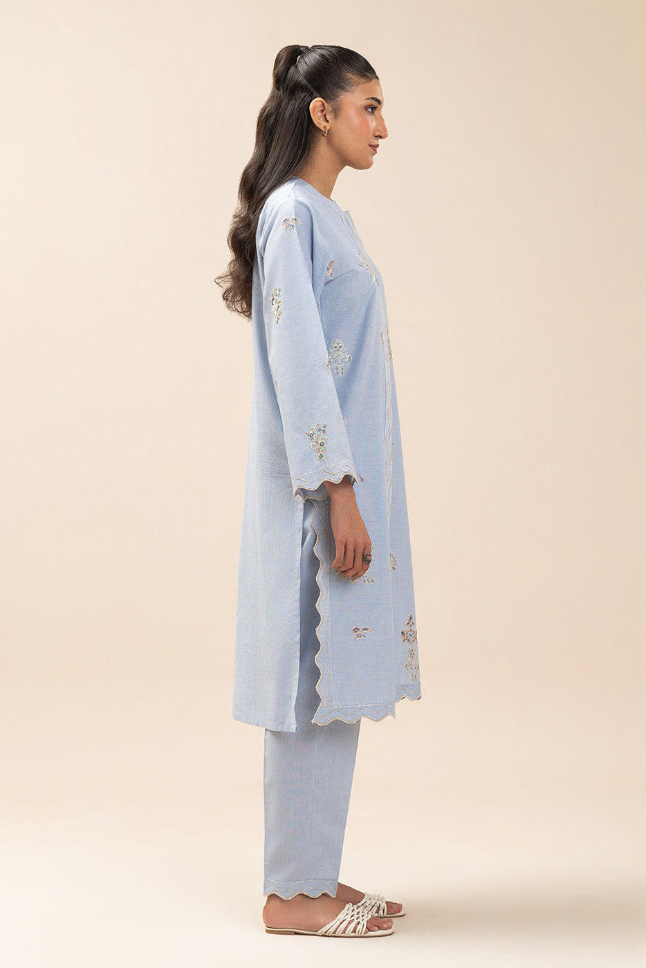 https://cdn.shopify.com/s/files/1/0488/9201/8848/files/BT1260002PR0100_2_6c09ee4f-a676-4ad9-b24f-aa134a56b996.jpg?v=1780641897