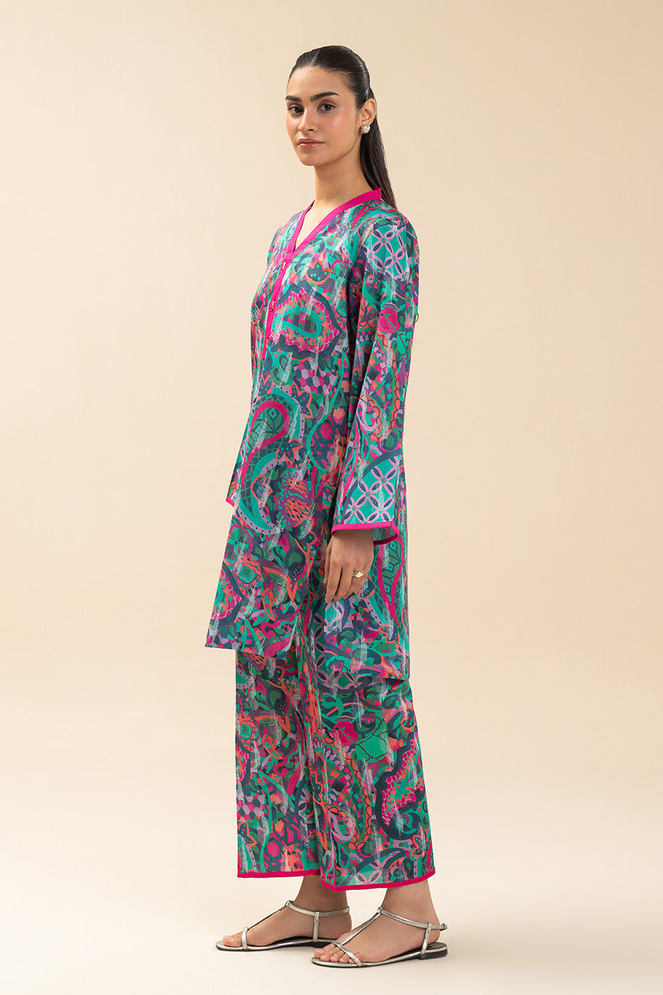 2 PIECE PRINTED LAWN SUIT (PRET)