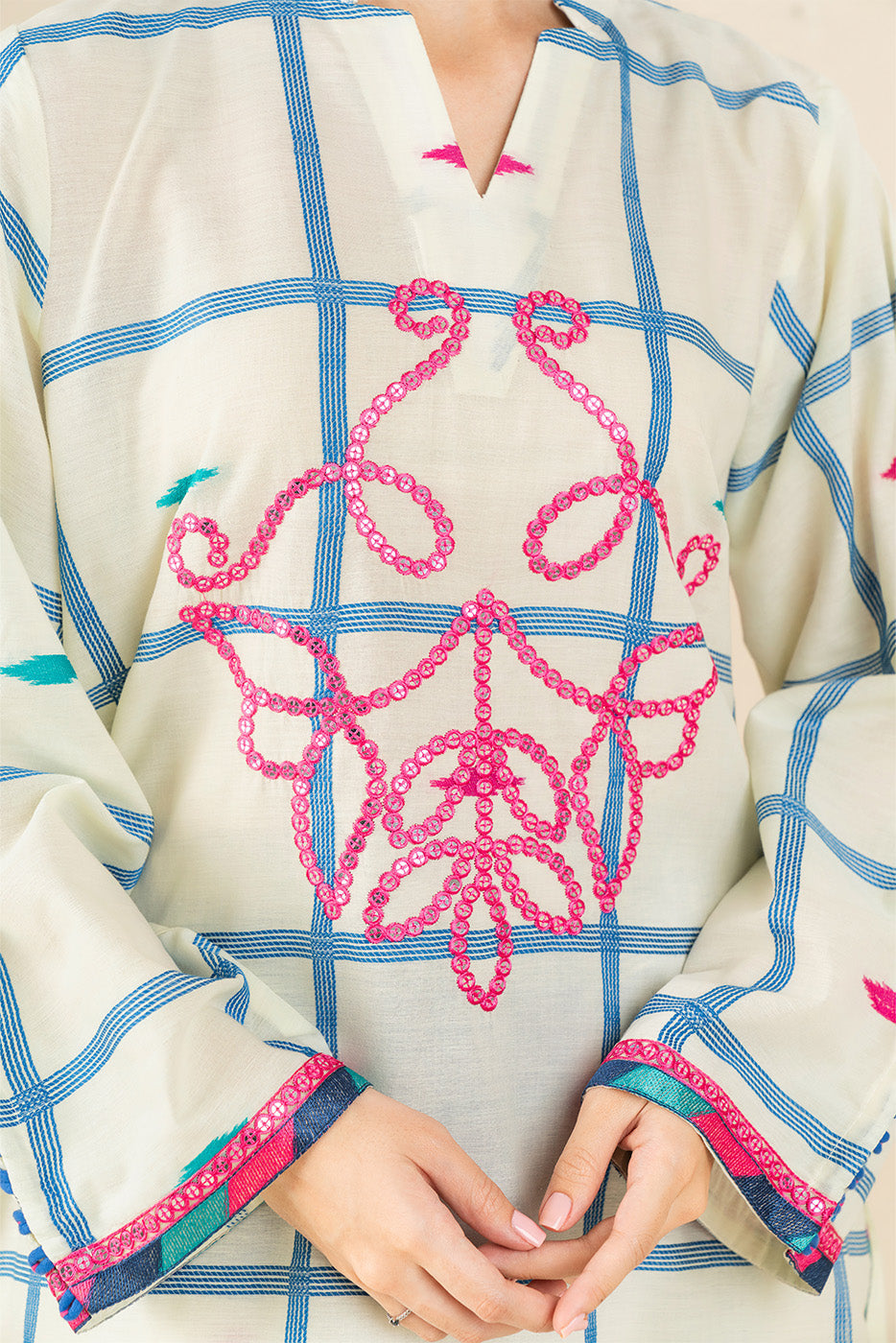 2 PIECE EMBROIDERED JACQUARD SUIT (FLOW)