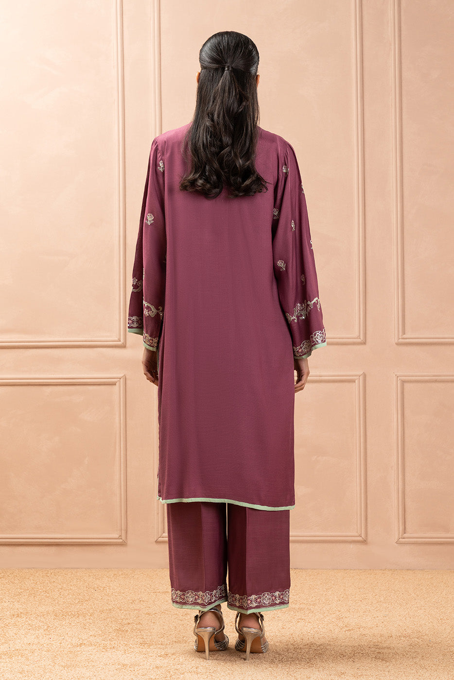 2 PIECE EMBROIDERED RAW SILK SUIT (LUXURY PRET)