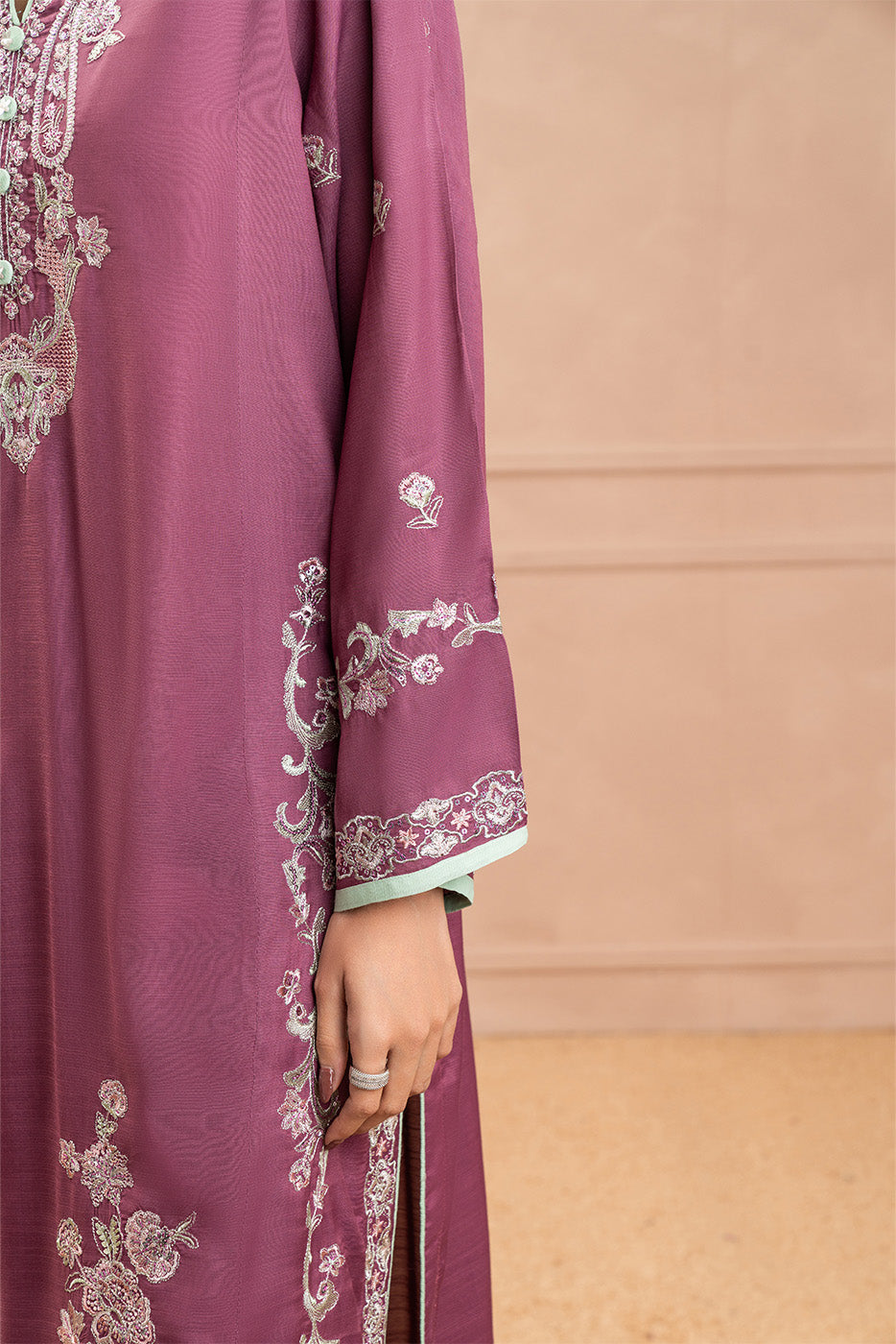 2 PIECE EMBROIDERED RAW SILK SUIT (LUXURY PRET)