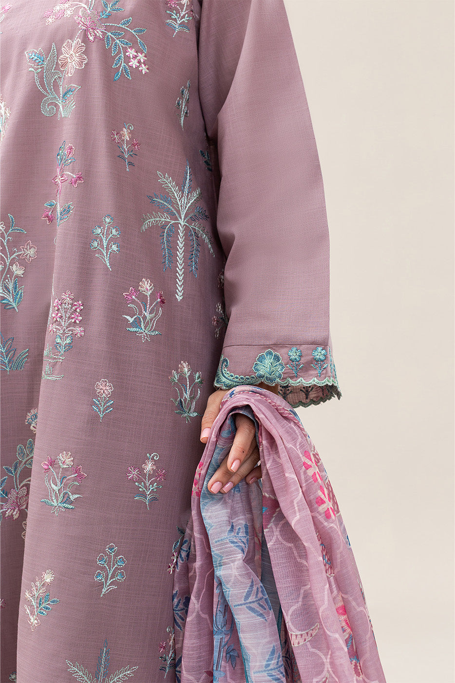 3 PIECE EMBROIDERED TWO WAY SLUB SUIT (PRET)