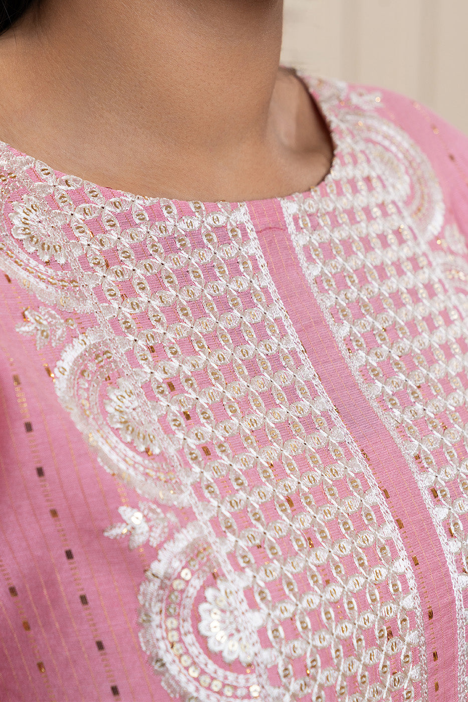 2 Piece Embroidered Two Tone Zari Suit (High Casual)
