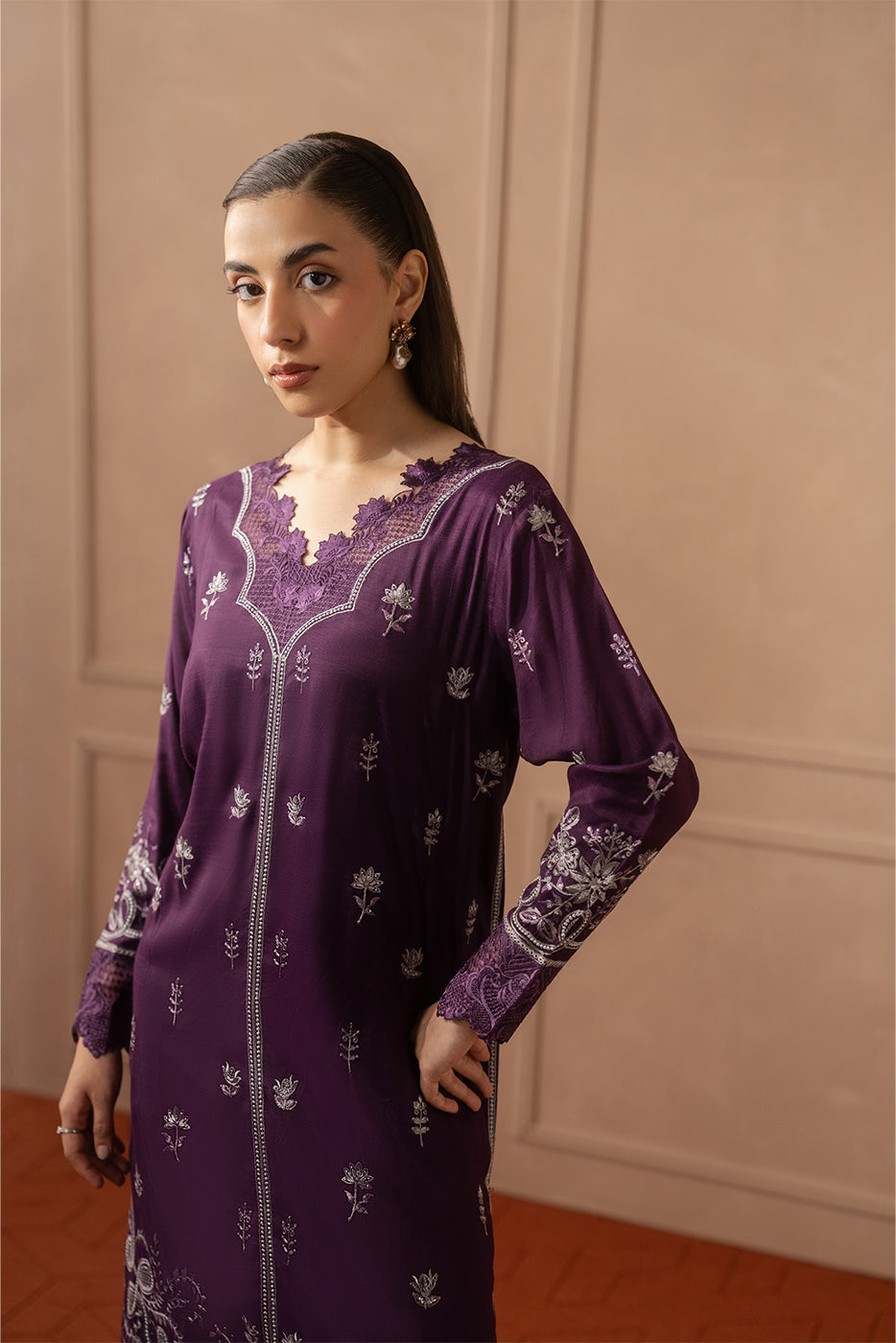 2 PIECE EMBROIDERED RAW SILK SUIT (LUXURY PRET)