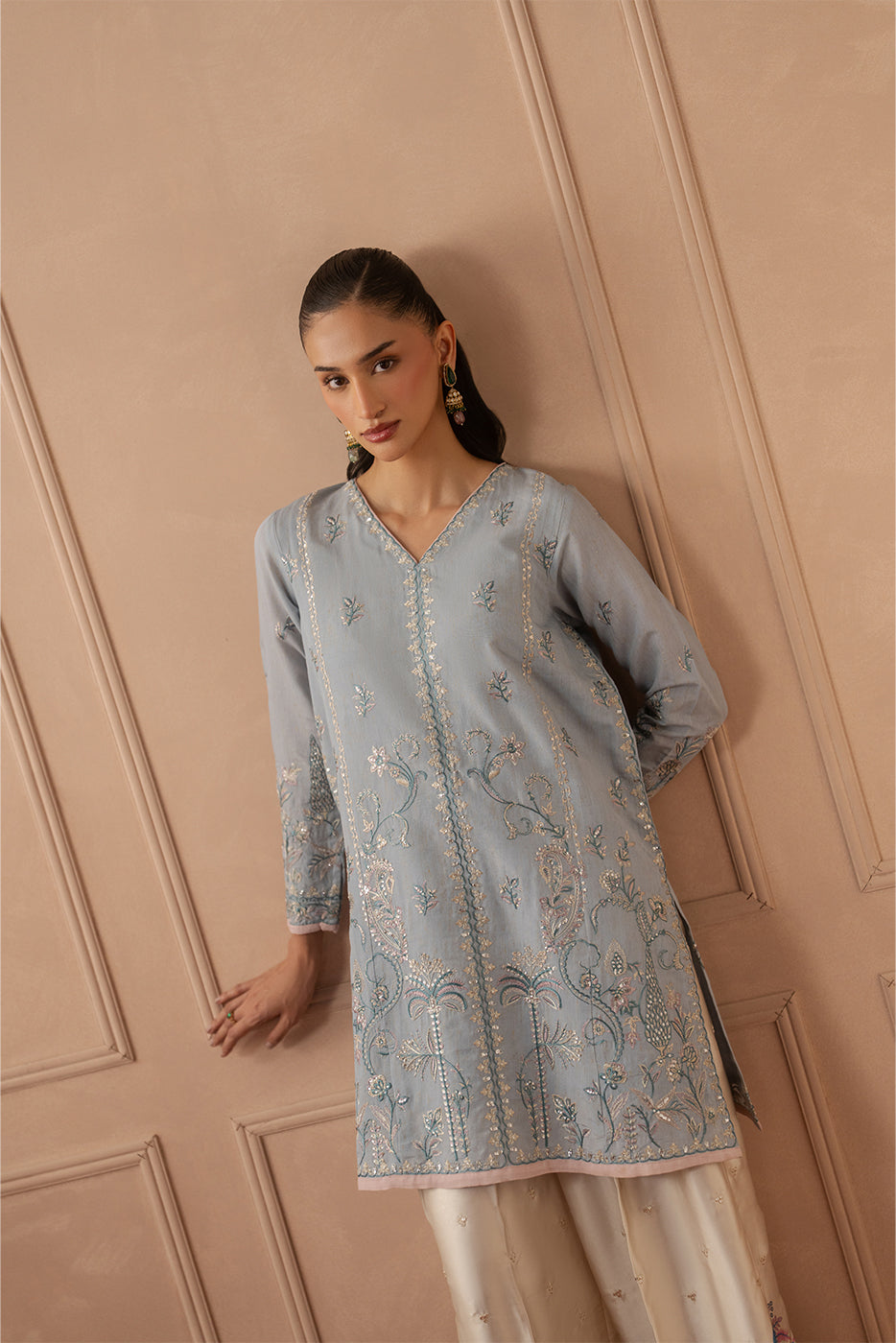 2 PIECE EMBROIDERED ZARI JACQUARD SUIT (LUXURY PRET)