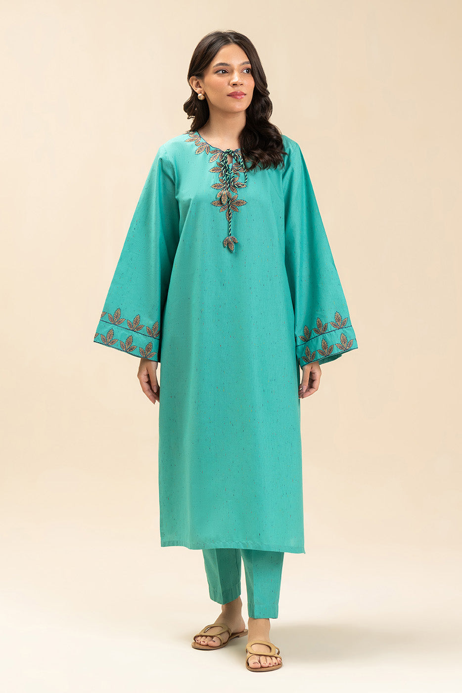2 PIECE EMBROIDERED MULTI NEPS SUIT (PRET)