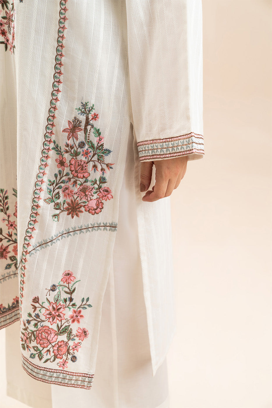 2 PIECE EMBROIDERED NENO KARA SUIT (PRET)