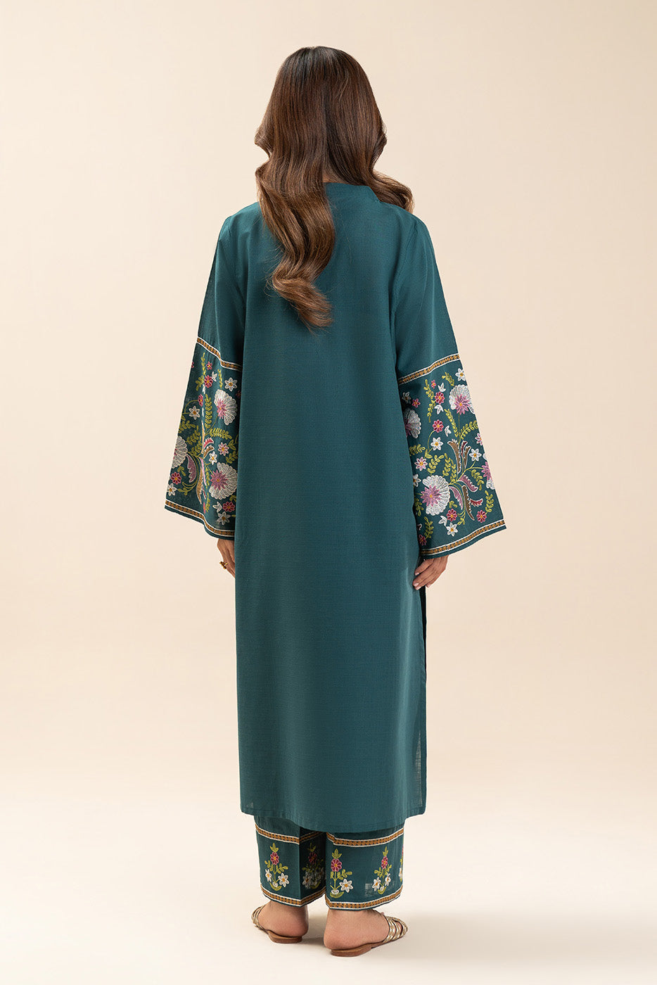 https://cdn.shopify.com/s/files/1/0488/9201/8848/files/BT1260004PR0225_3.jpg?v=1781696476