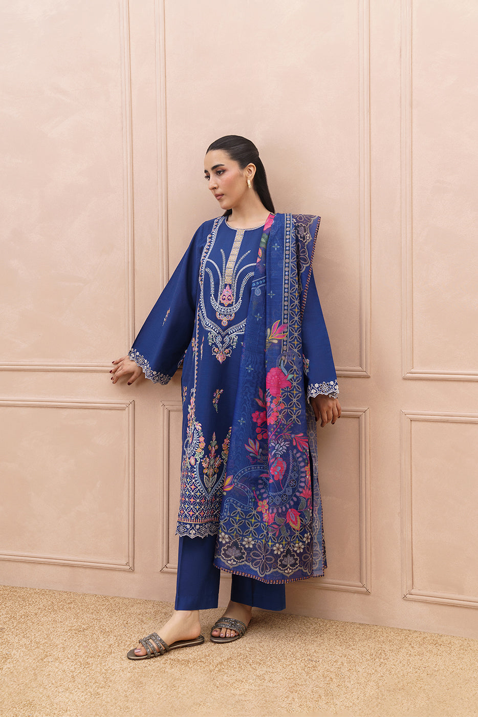 3 PIECE EMBROIDERED SLUB SUIT (HIGH CASUAL)