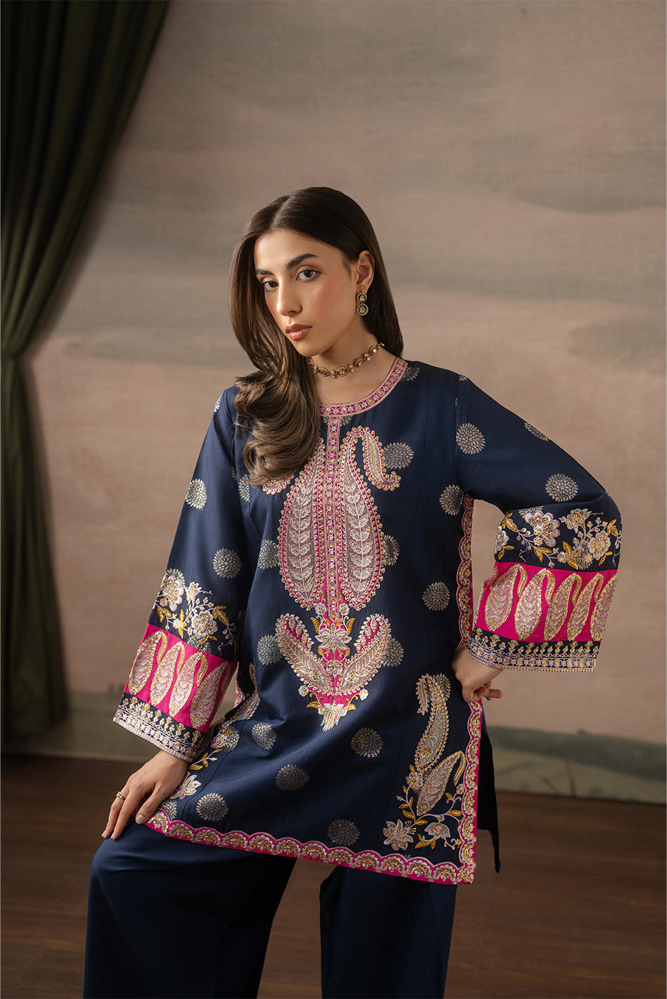 2 PIECE EMBROIDERED ZARI JACQUARD SUIT (LUXURY PRET)