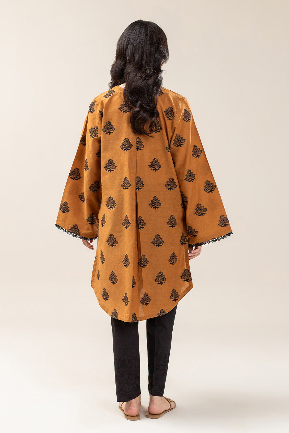 https://cdn.shopify.com/s/files/1/0488/9201/8848/files/BT1260005PR0251_5.jpg?v=1780662616