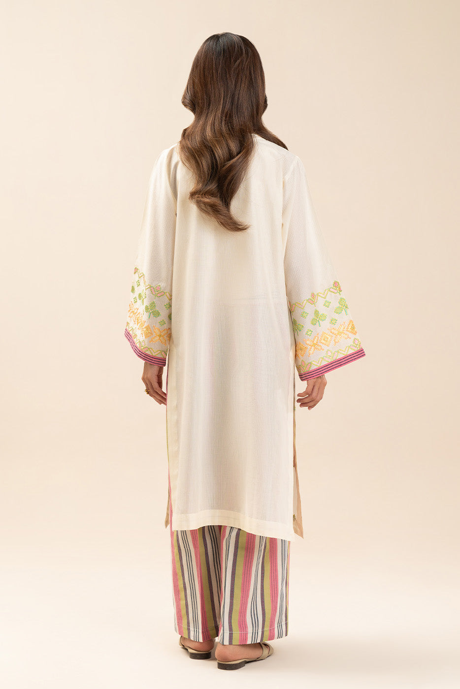 2 PIECE EMBROIDERED DORIA SUIT (PRET)