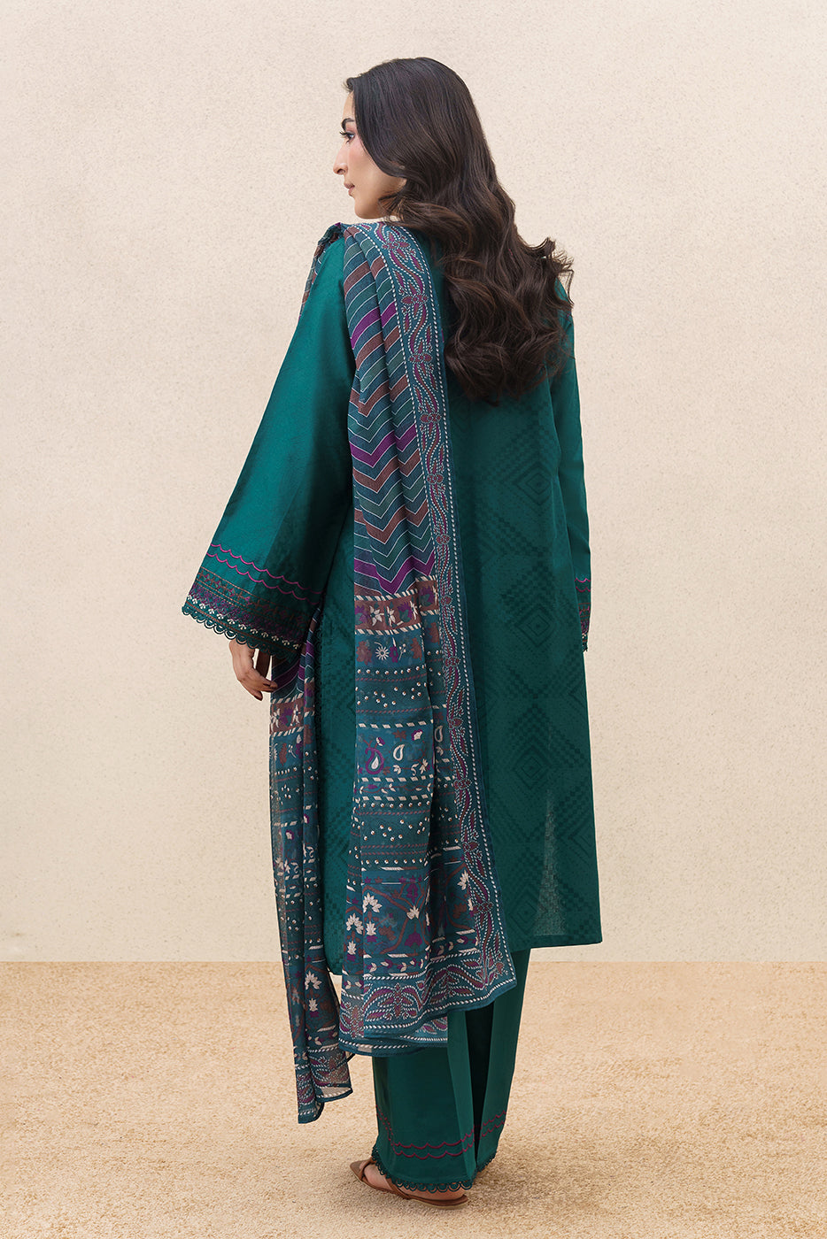 3 PIECE EMBROIDERED SELF JACQUARD  SUIT-AURA GLEAM (UNSTITCHED)