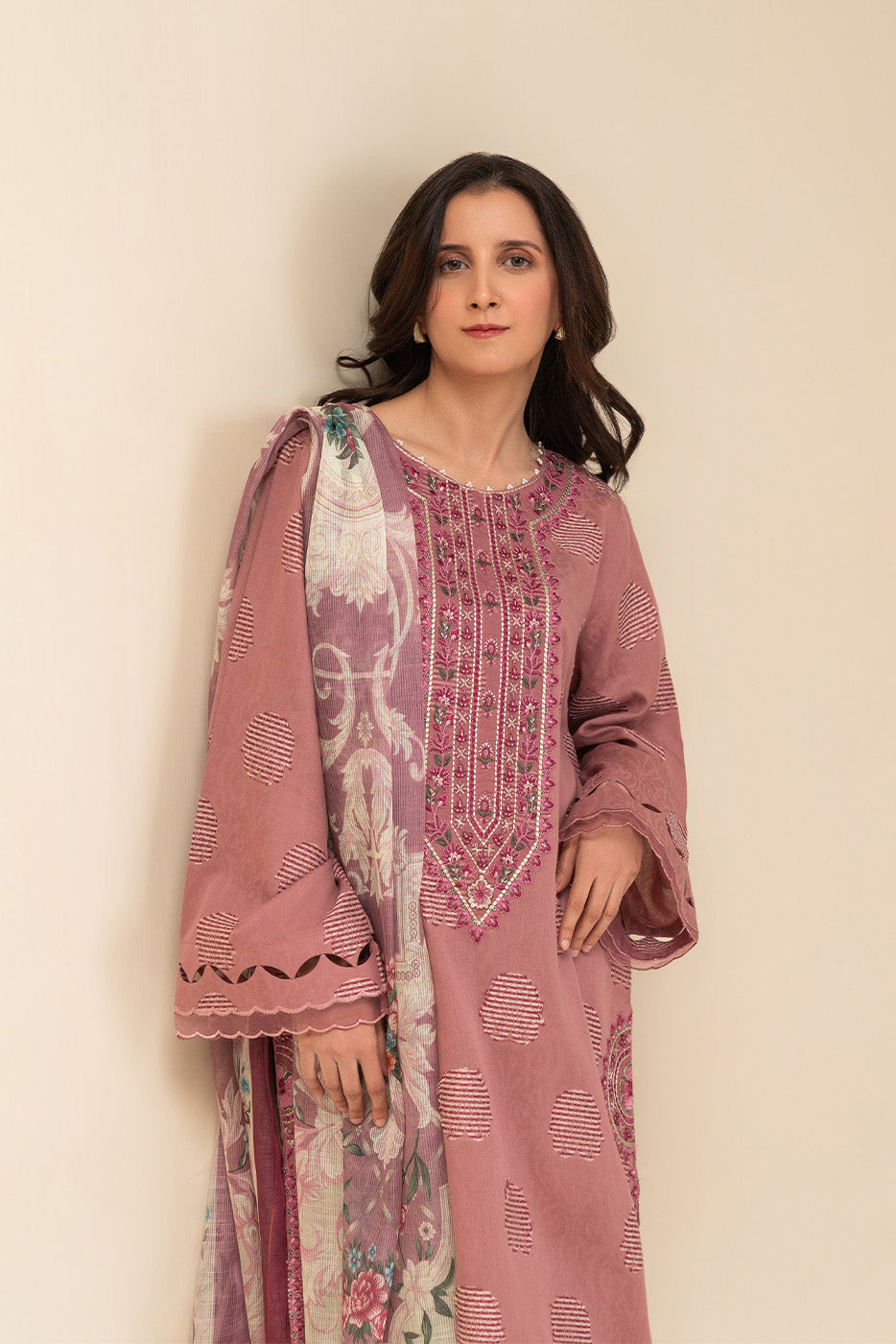 3 PICE EMBROIDERED LAWN SUIT-SALMON ROSE (UNSTITCHED)