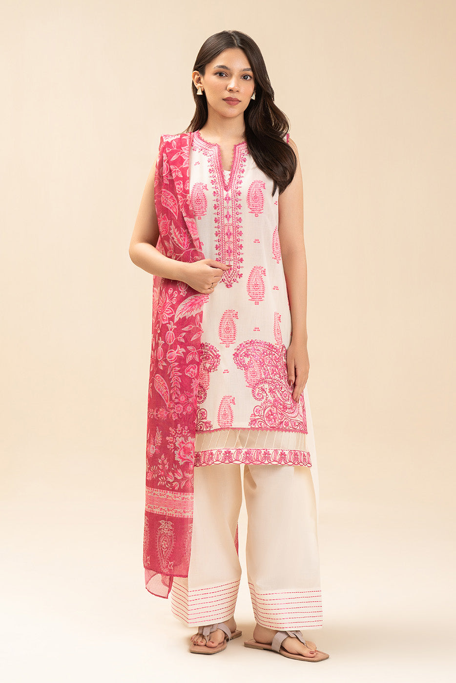 3 PICE EMBROIDERED LAWN SUIT-TIMELESS PAISLEY (UNSTITCHED)
