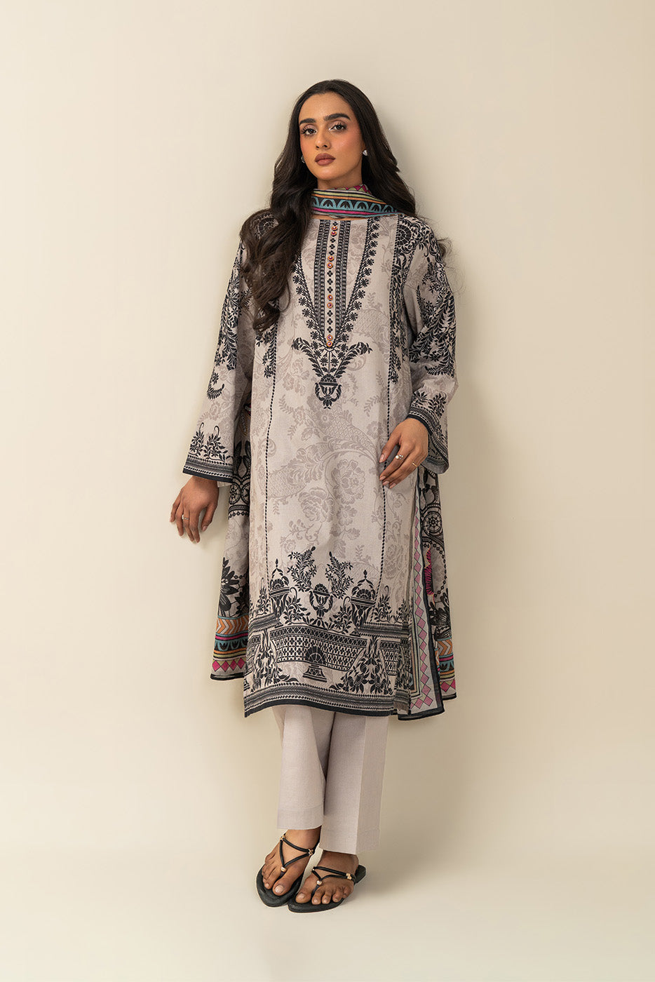 https://cdn.shopify.com/s/files/1/0488/9201/8848/files/BT12601UN004125_1_e77d5d1a-3e0f-49aa-8ff6-3c1dd79cd2d7.jpg?v=1770987478