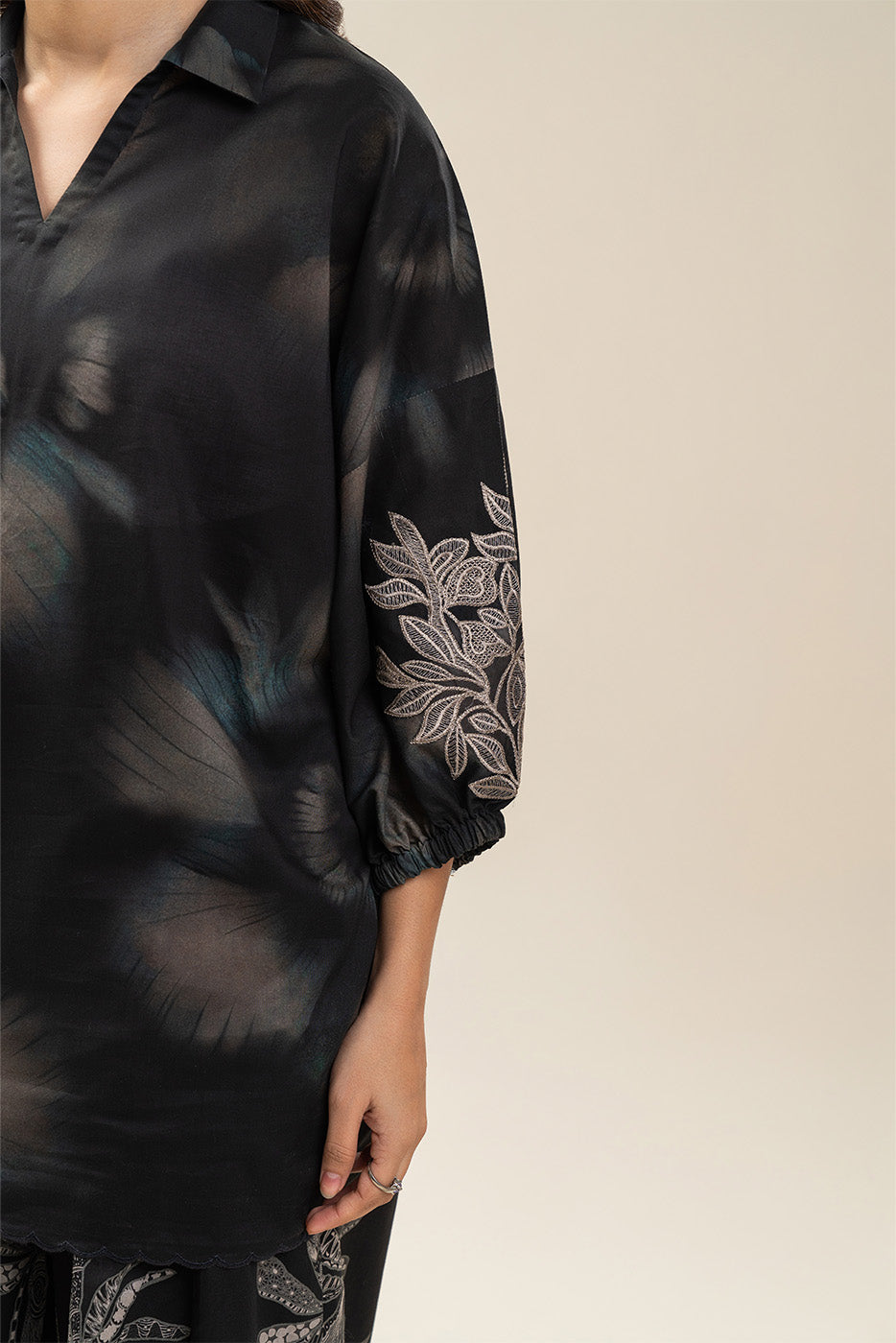 2 PIECE EMBROIDERED LAWN SUIT-FLORAL REVERIE SUIT (UNSTITCHED)