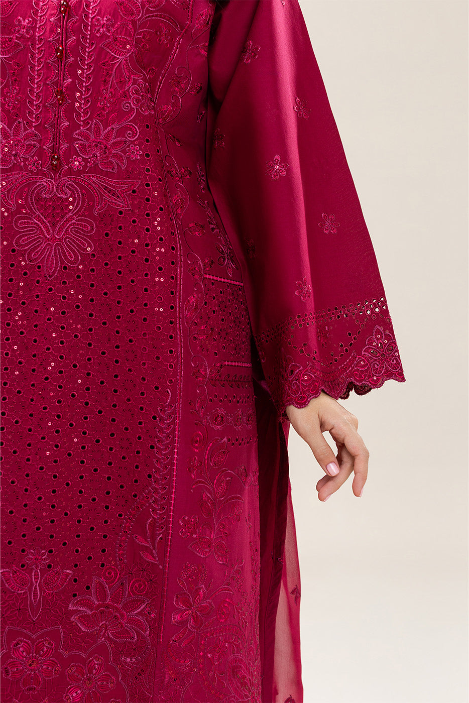 https://cdn.shopify.com/s/files/1/0488/9201/8848/files/BT12601UN004175A_3_dcfb6423-e744-4789-bb25-08d43d4fc477.jpg?v=1780662801