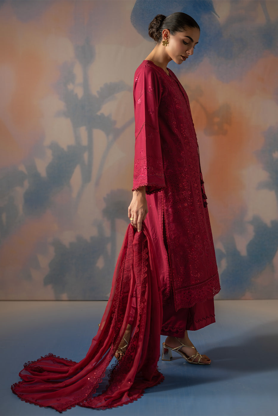 3 PIECE EMBROIDERED CHIKANKARI SUIT WITH BAMBER DUPATTA-CRIMSON CORE (UNSTITCHED)