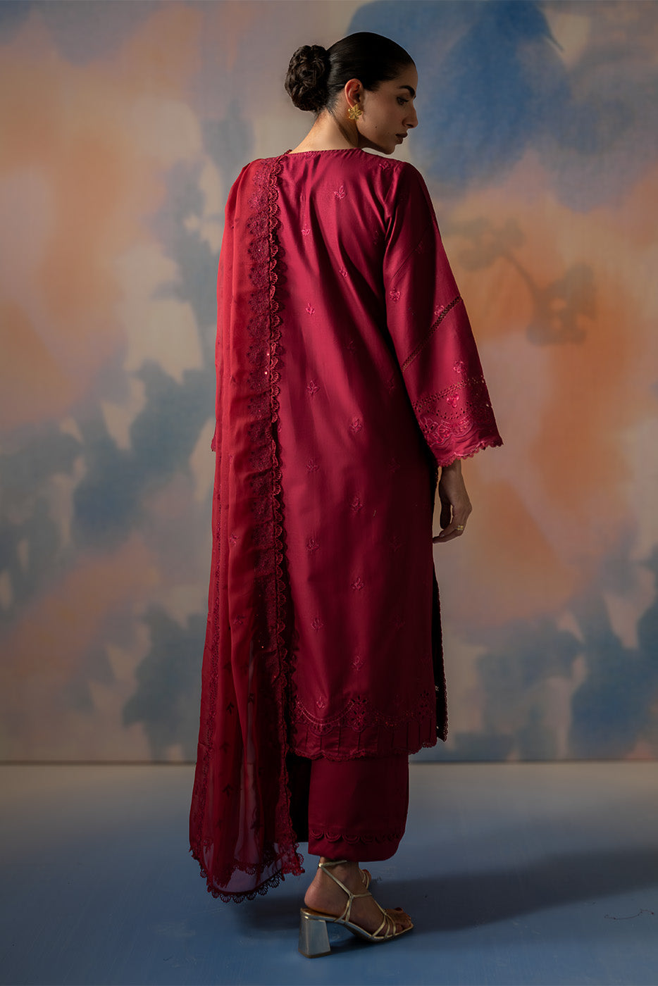 3 PIECE EMBROIDERED CHIKANKARI SUIT WITH BAMBER DUPATTA-CRIMSON CORE (UNSTITCHED)