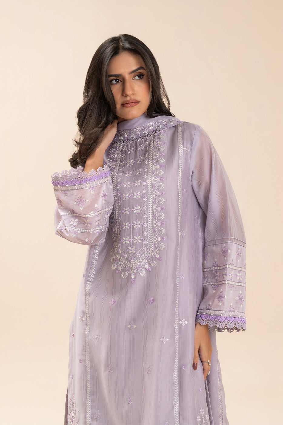 4 Piece Embroidered Lawn Suit-Ornate (Unstitched)