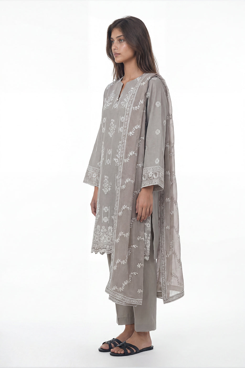 https://cdn.shopify.com/s/files/1/0488/9201/8848/files/BT12601UN004221A_3.jpg?v=1781090599