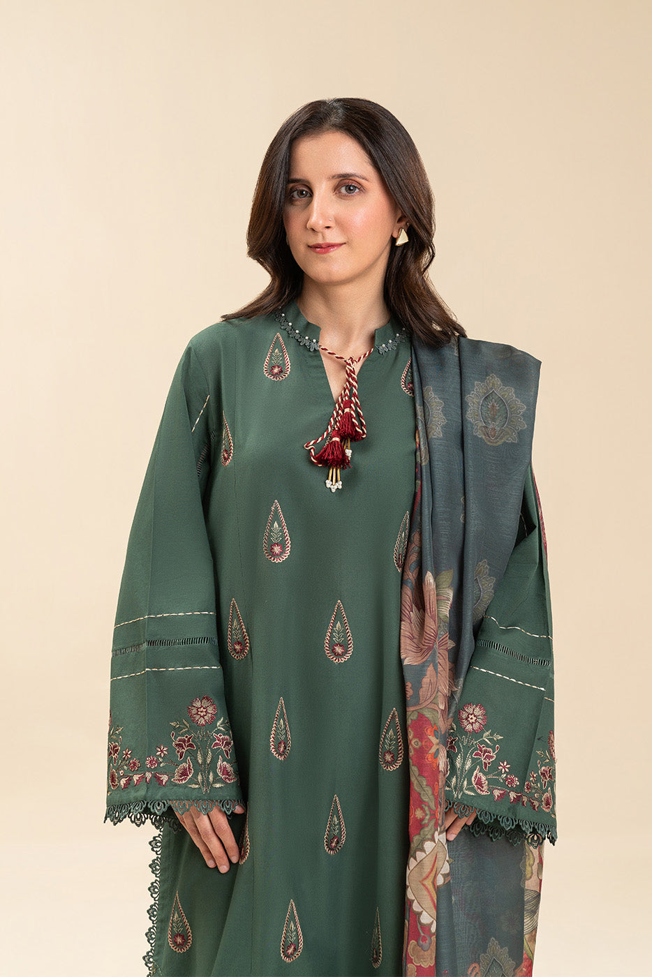 3 PICE EMBROIDERED LAWN SUIT-PAISLEY WHISPER (UNSTITCHED)