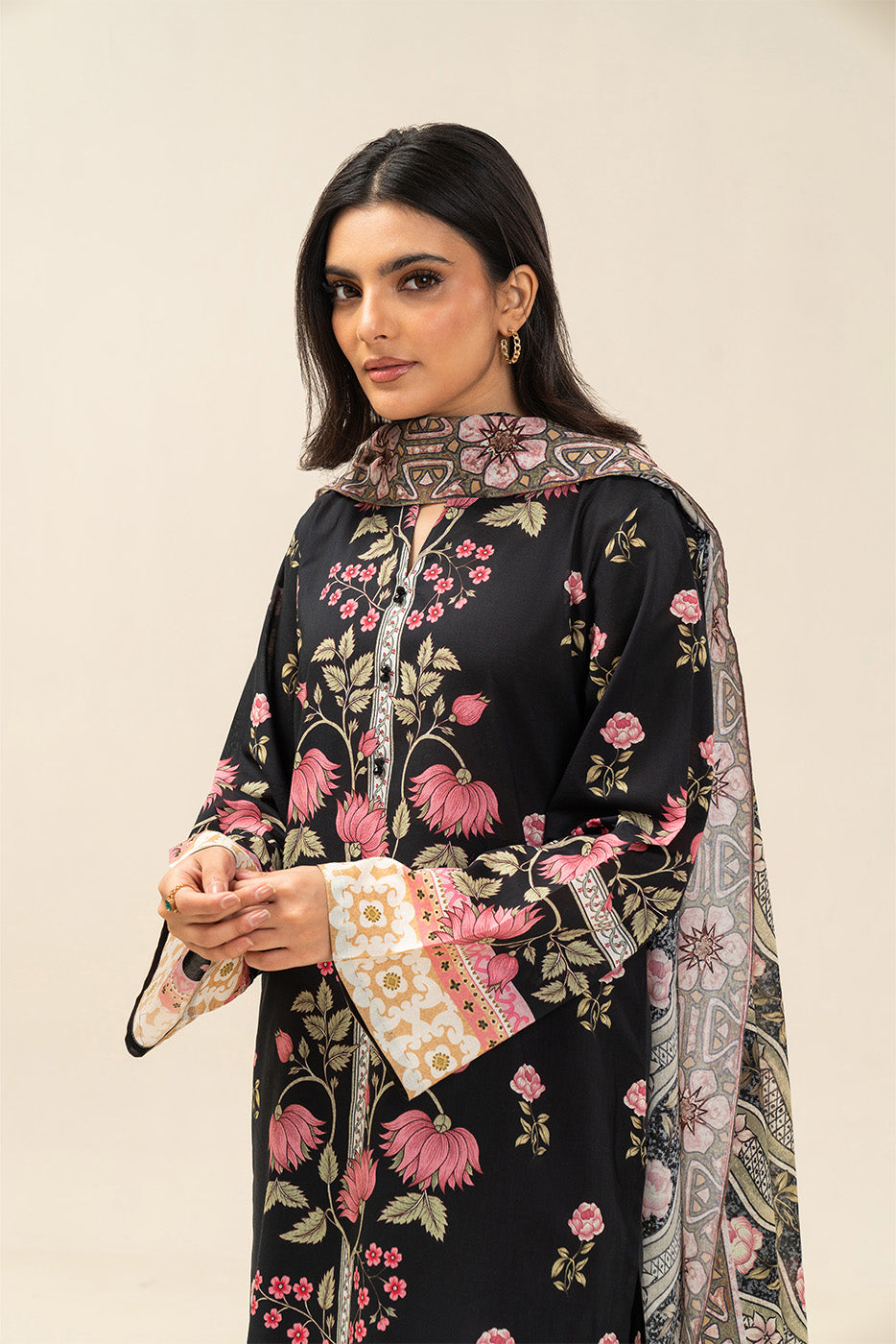 https://cdn.shopify.com/s/files/1/0488/9201/8848/files/BT12602UN004473_1.jpg?v=1773652898