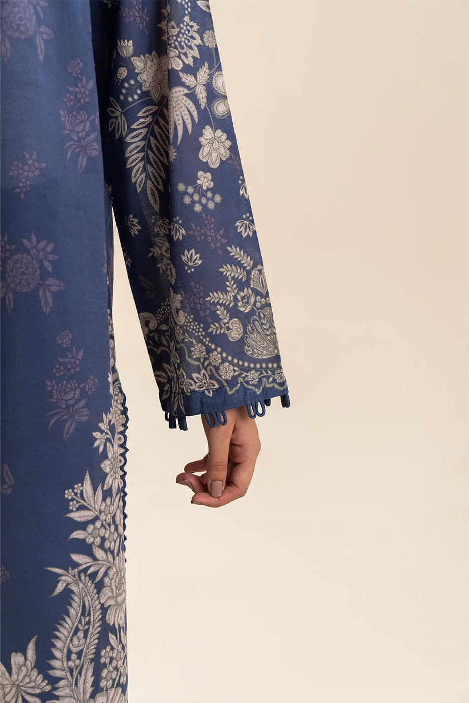 3 PIECE PRINTED LAWN SUIT-SYMPHONY BLUE (UNSTITCHED)