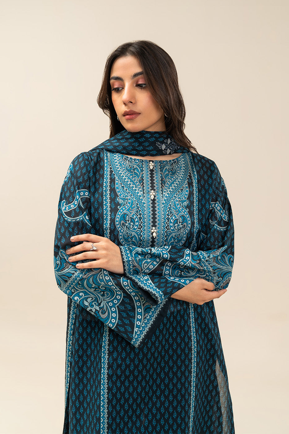 https://cdn.shopify.com/s/files/1/0488/9201/8848/files/BT12602UN004525_1.jpg?v=1774608980
