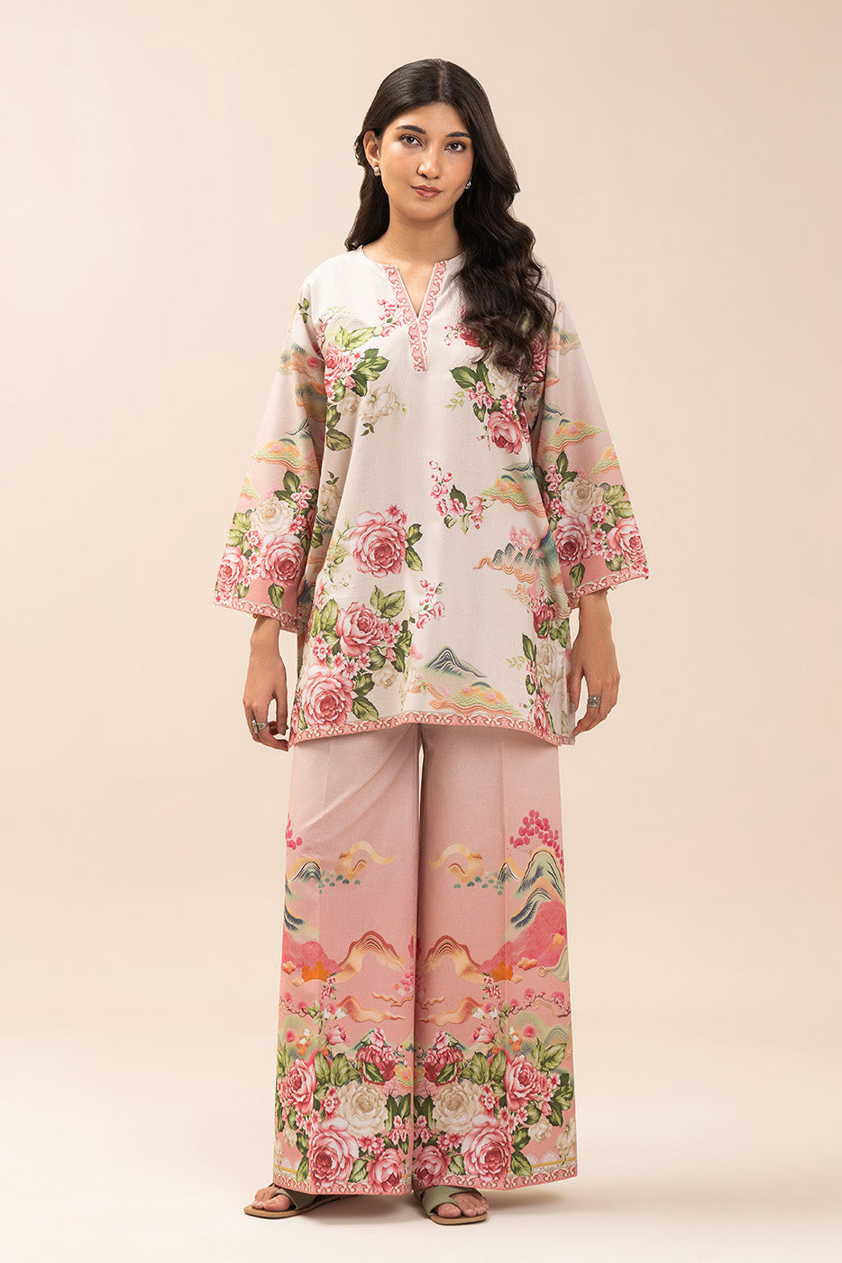 https://cdn.shopify.com/s/files/1/0488/9201/8848/files/BT12602UN004541_1.jpg?v=1780640695