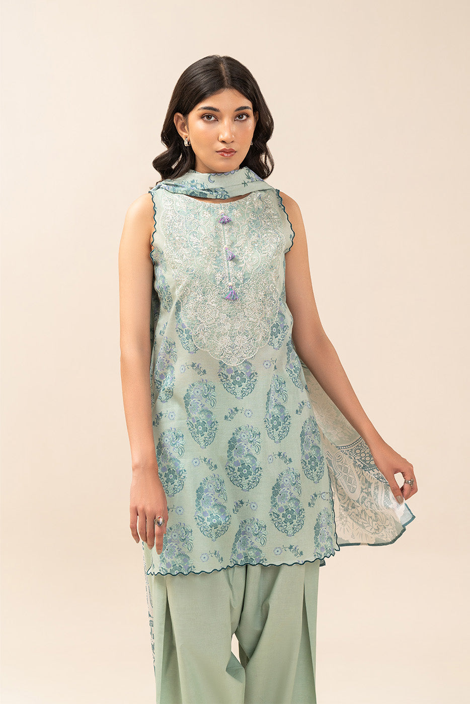 https://cdn.shopify.com/s/files/1/0488/9201/8848/files/BT12602UN004566_1.jpg?v=1780640650