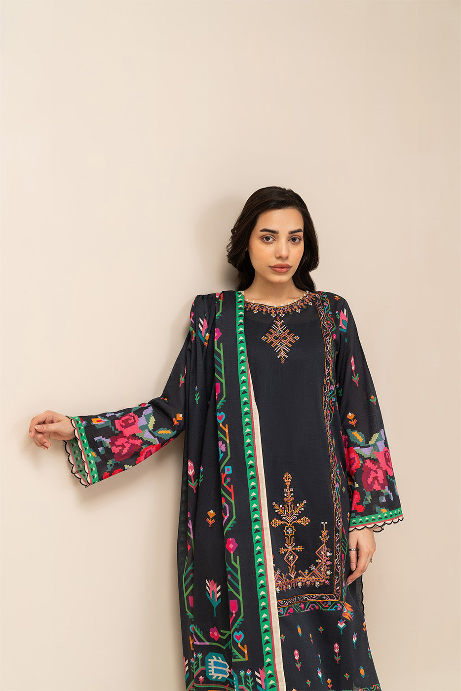 https://cdn.shopify.com/s/files/1/0488/9201/8848/files/BT12602UN004567_1.jpg?v=1781612273