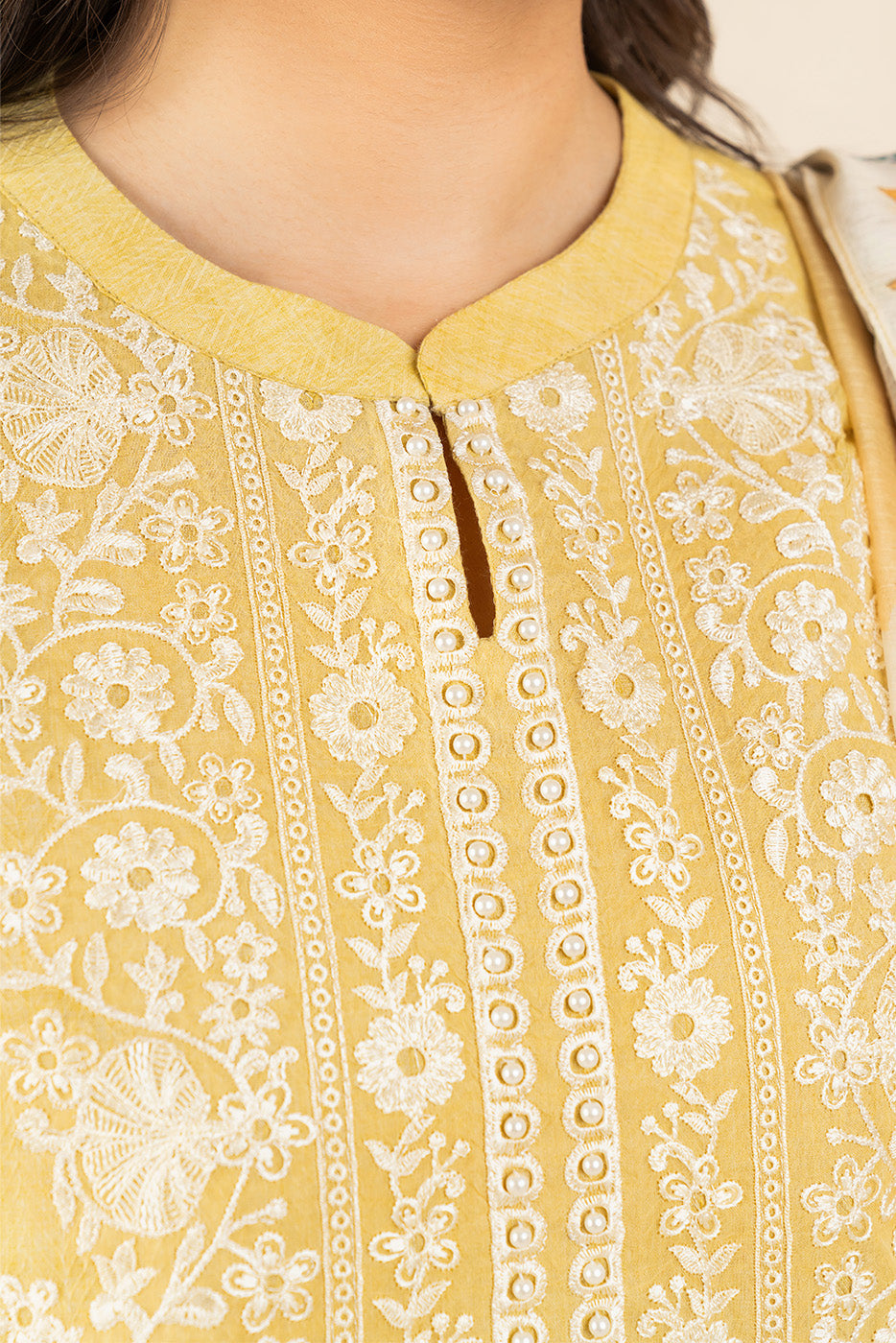 3 PIECE EMBROIDERED LAWN SUIT-MELLOW BLOOM ( UNSTITCHED )