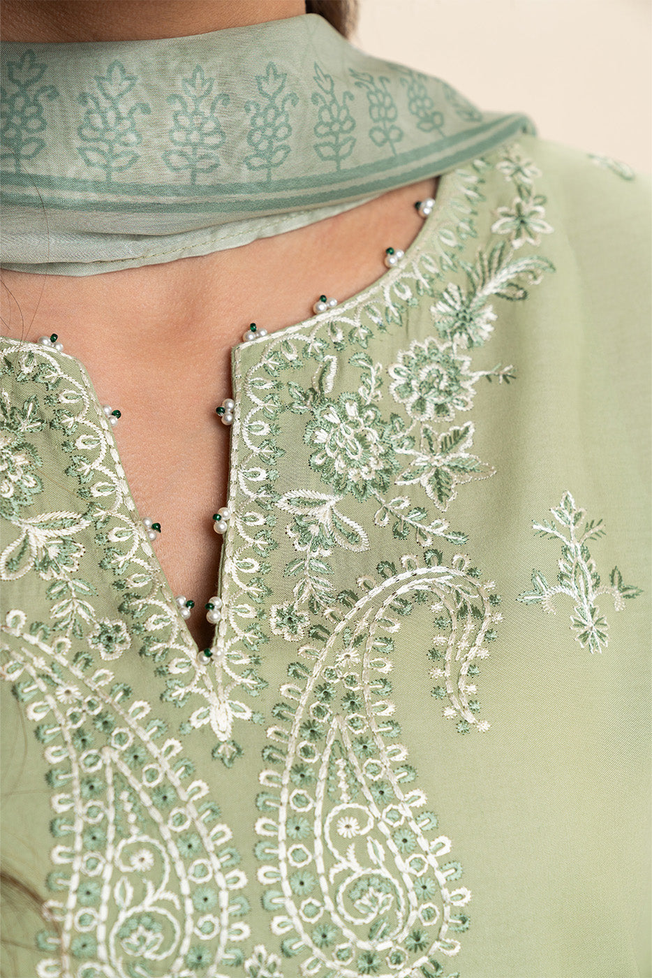 EMBROIDERED LAWN RTW-1319