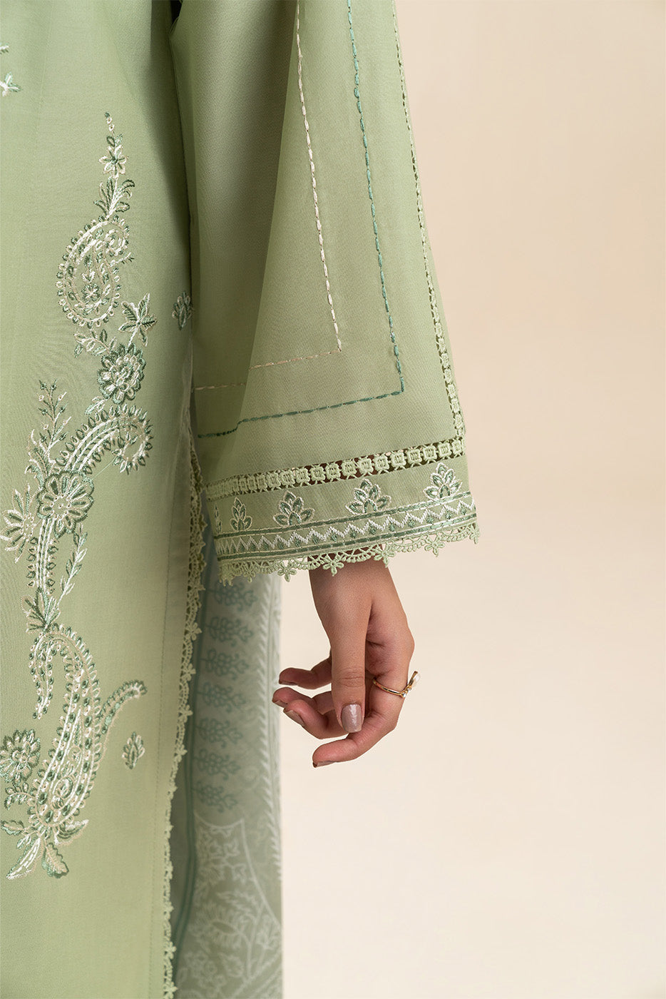 EMBROIDERED LAWN RTW-1319