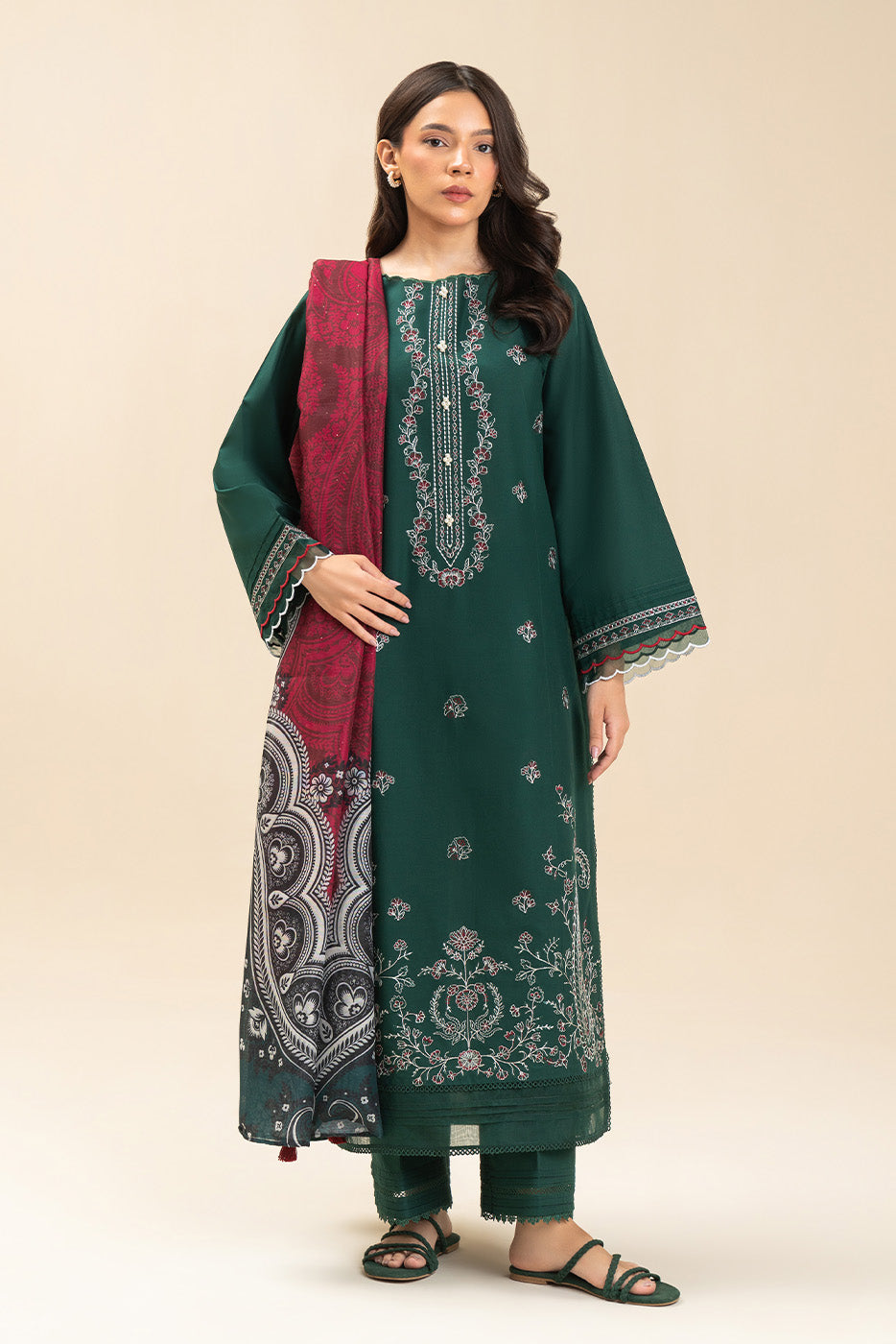3 PIECE EMBROIDERED LAWN SUIT-CEDAR FLORA (UNSTITCHED)