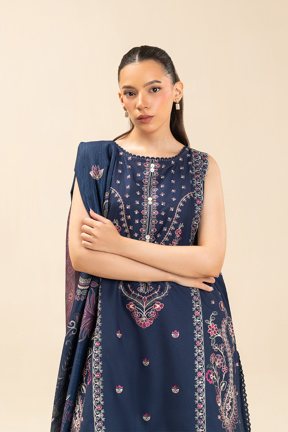 3 PIECE EMBROIDERED LAWN SUIT-SAPPHIRE GRACE (UNSTITCHED)